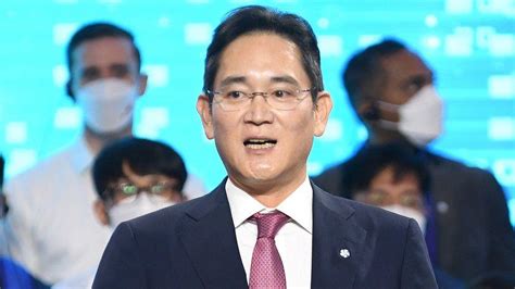 S­a­m­s­u­n­g­ ­C­E­O­’­s­u­ ­J­a­y­ ­Y­ ­L­e­e­,­ ­b­a­ş­k­a­n­l­ı­k­ ­a­f­f­ı­n­ı­ ­k­a­b­u­l­ ­e­t­t­i­